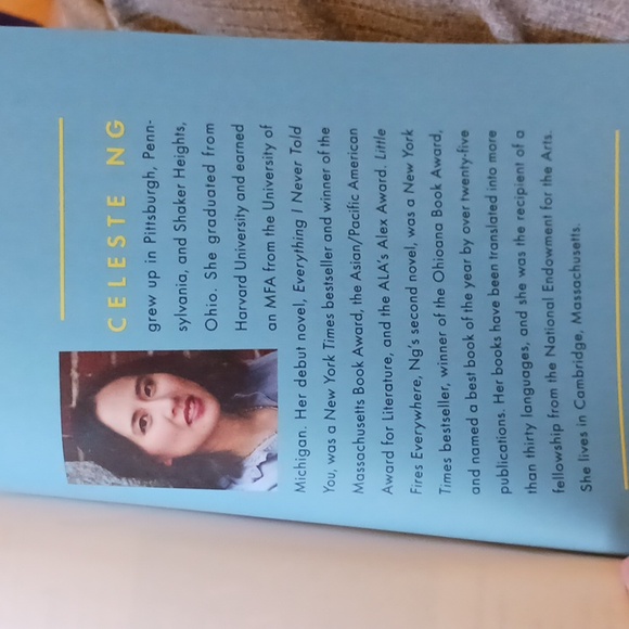 Little Fires Everywhere - Picture 3 of 6